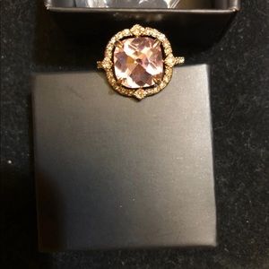 Gorgeous ring size 6